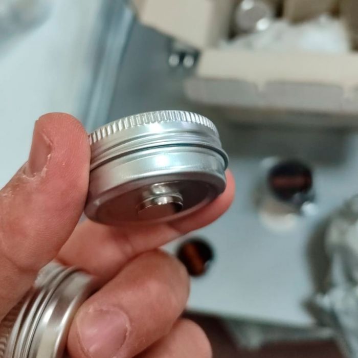 K9-Nose Contenedor de aroma de aluminio magnético